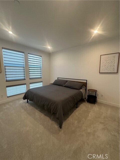 Building Photo - 1615 W Cara Dr