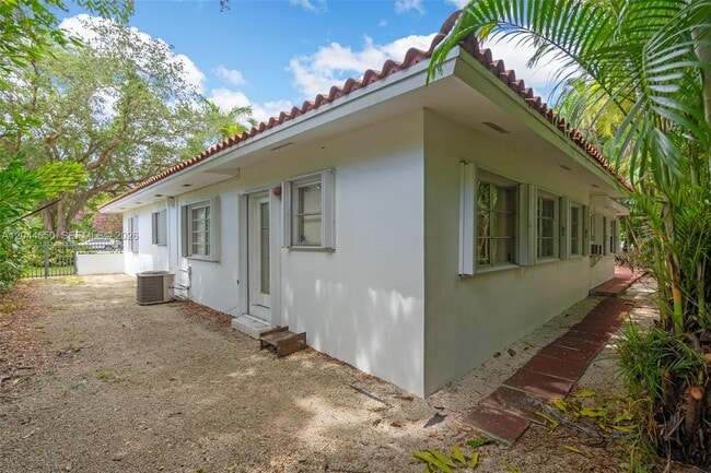 Building Photo - 1439 Miller Rd