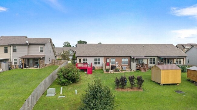 Building Photo - GORGEOUS FOURPLEX HOME - END UNIT