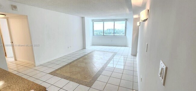 Building Photo - 7135 Collins Ave