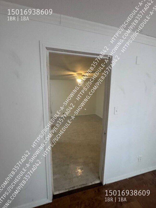 Building Photo - 106 Breeze St