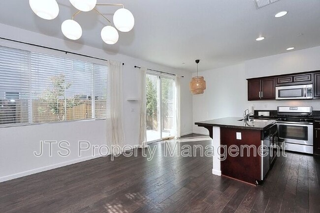 Building Photo - 3428 Trio Ln