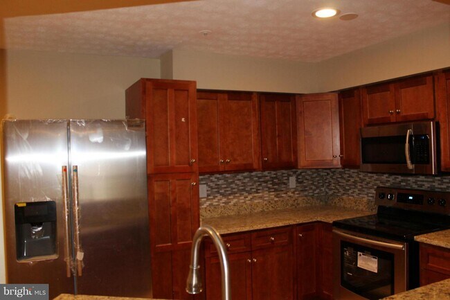 Building Photo - 4832 Brookstone Terrace