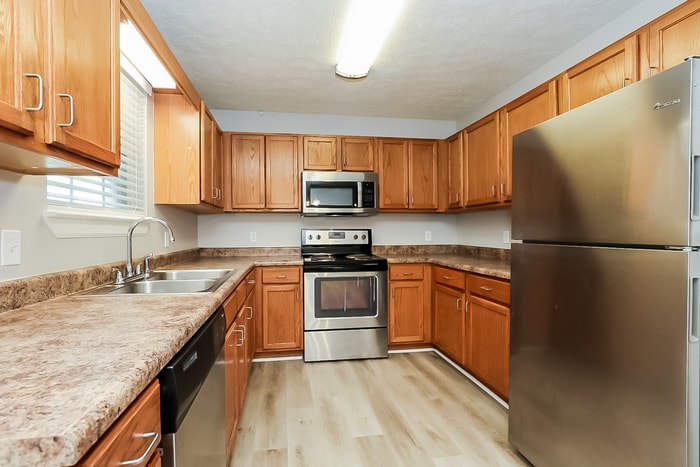 Building Photo - 1031 Heydel Cir