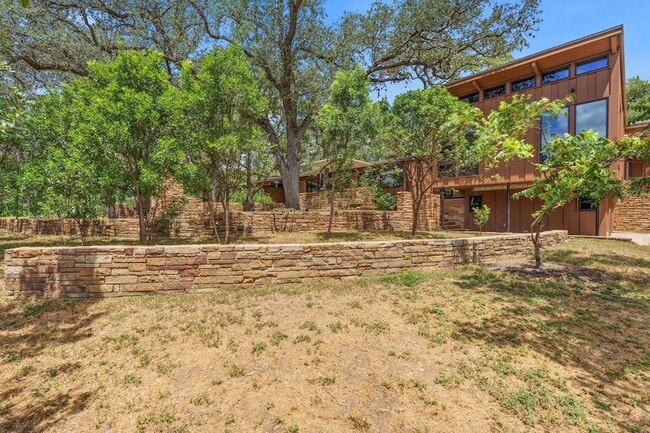 Building Photo - 407 Almarion Dr