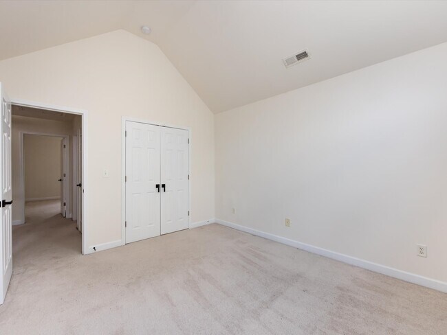Building Photo - 10836 Clark Street