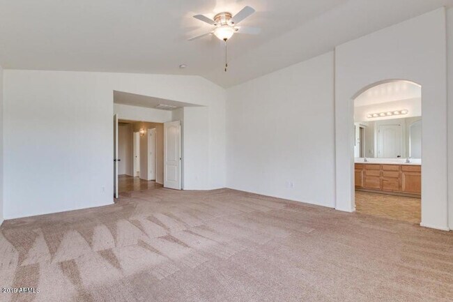Building Photo - 42376 W Chisholm Dr