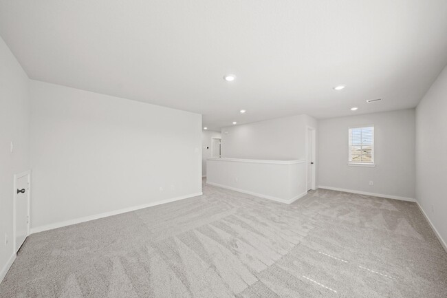 Building Photo - 4006 Crowning Ct
