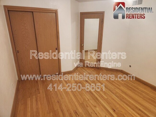 Building Photo - 15205 Merrie Cir