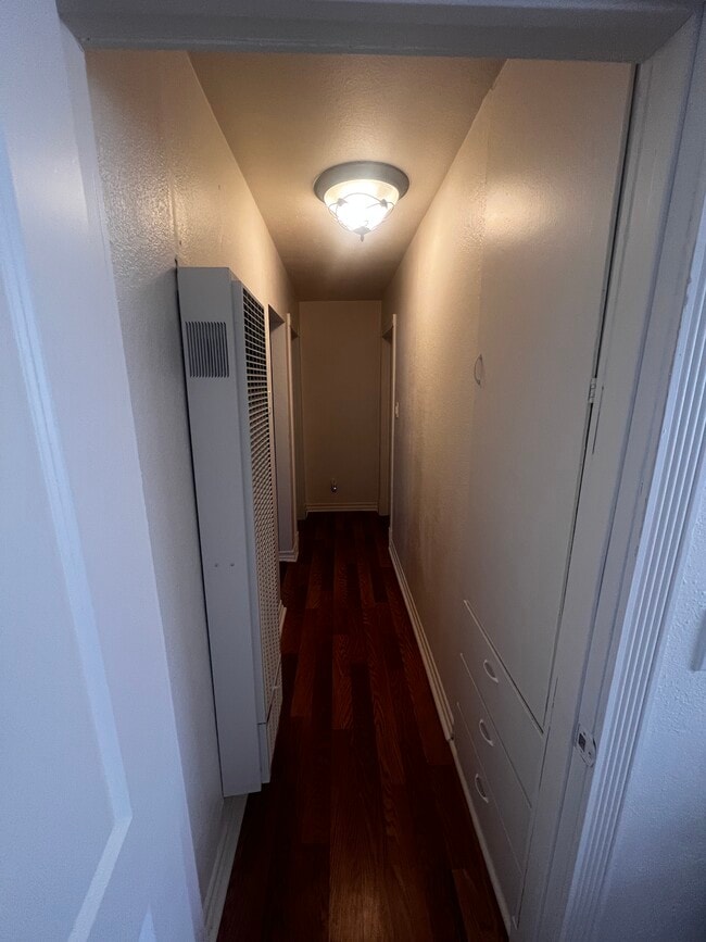 Building Photo - 9531 E Avenue T12