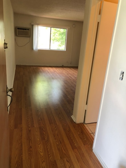 Building Photo - 5929 Laurel Canyon Blvd