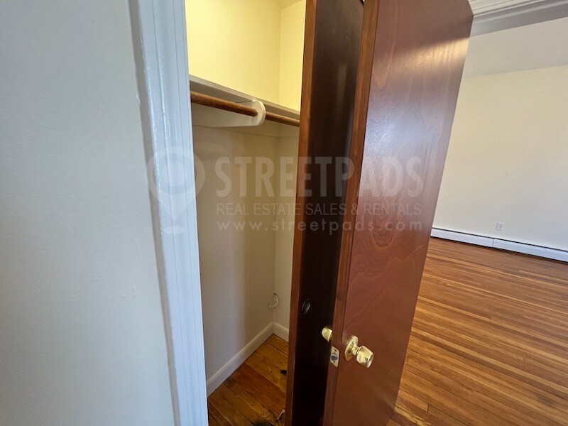 Building Photo - 60 Brighton Ave