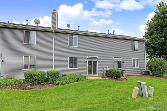 Building Photo - 1108 Grand Lake Ct