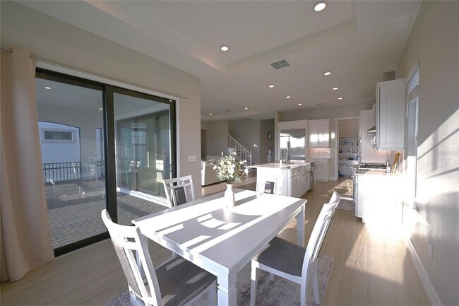 Building Photo - 1056 Seagrape Dr