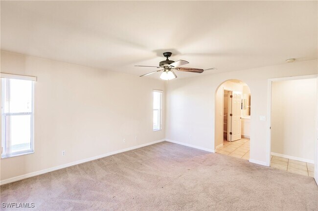 Building Photo - 1156 SW 44th Terrace