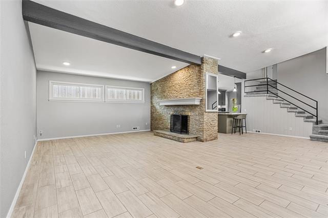 Building Photo - 2733 Sandage Ave