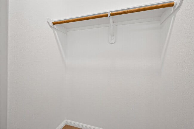 Building Photo - 7927 Tindarey Maple Trace