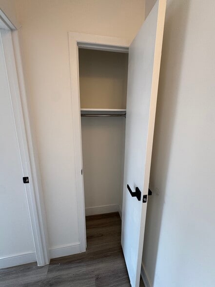 Building Photo - 15704 17th Rd