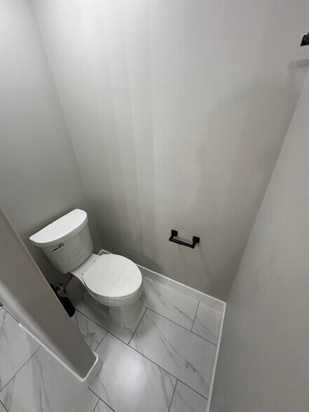 Building Photo - 11567 Sunny Stone Dr