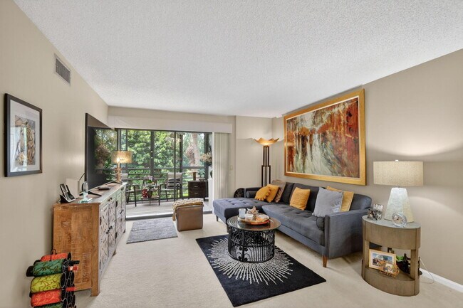 Building Photo - 10173 Mangrove Dr
