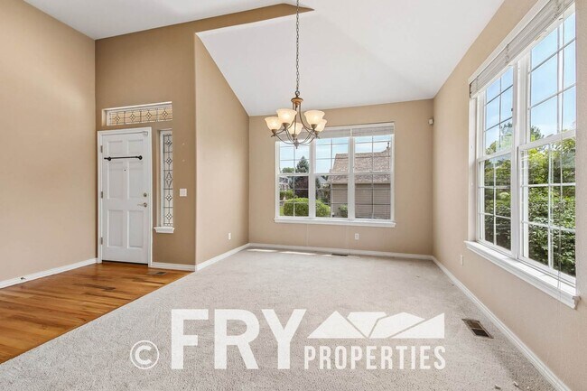 Building Photo - Private Cul-de-Sac Living with 3-Car Garage in Northwest Arvada