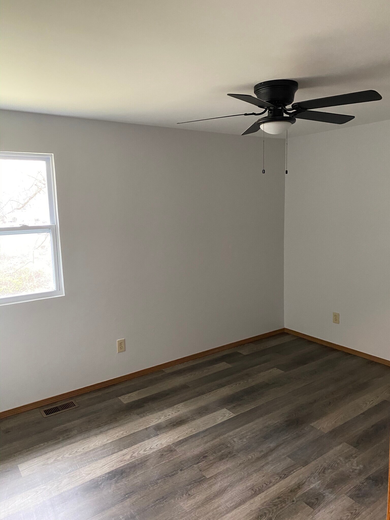 Master bedroom - 7048 Beulah Ave