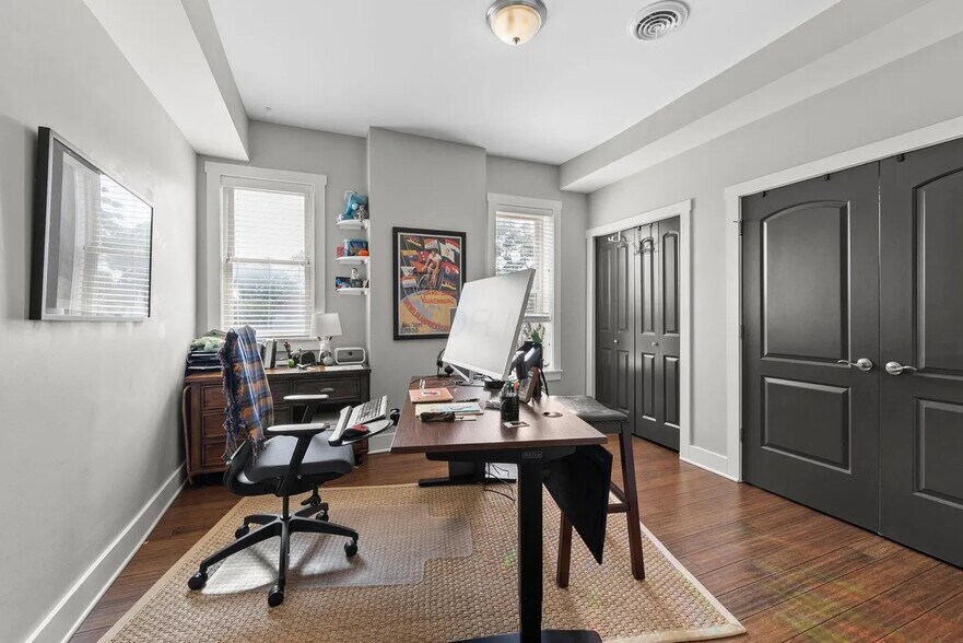 Building Photo - 144 Wilson Ave