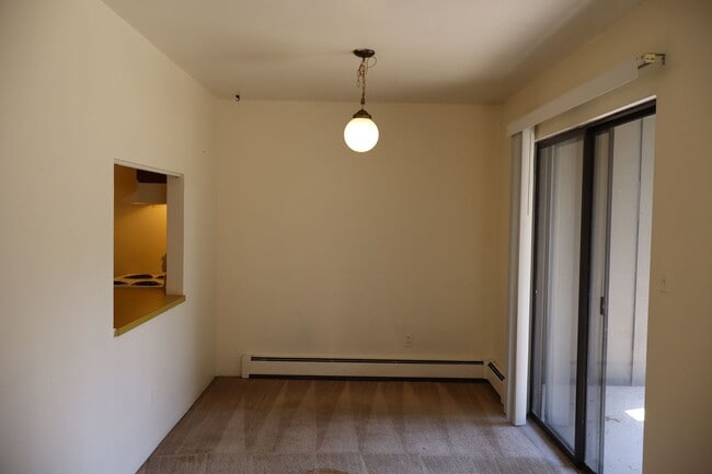 Building Photo - Comfortable Condo Living in Central Fort C...
