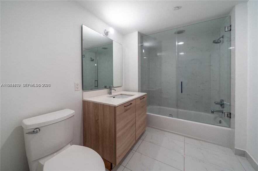 Building Photo - 16385 Biscayne Blvd
