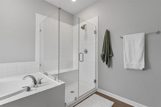 Building Photo - 26 Winged Elm Ct