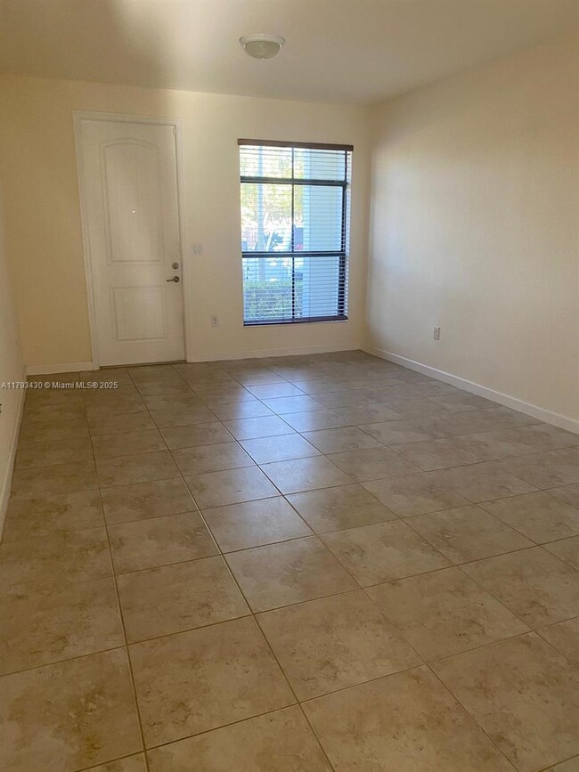 Building Photo - 17460 SW 153rd Ave
