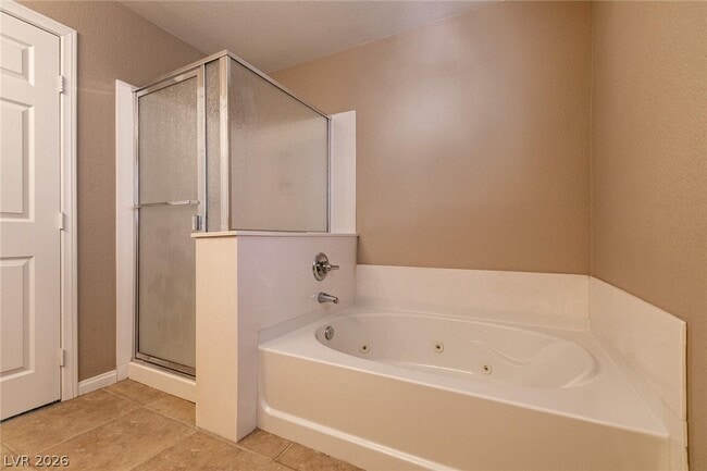 Building Photo - 11652 Royal Derwent Dr