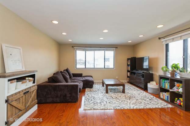 Building Photo - 1422 Tonset Ln