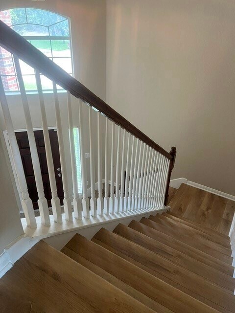 Building Photo - 2522 Oakthorn Ct