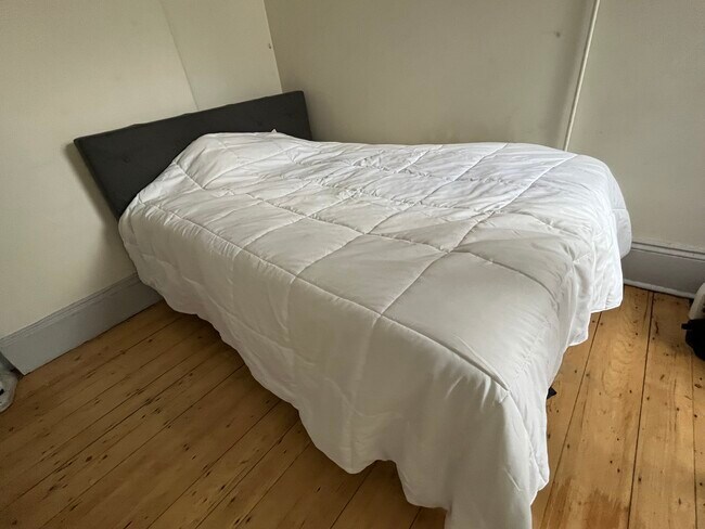 Building Photo - 41 Greenwich St