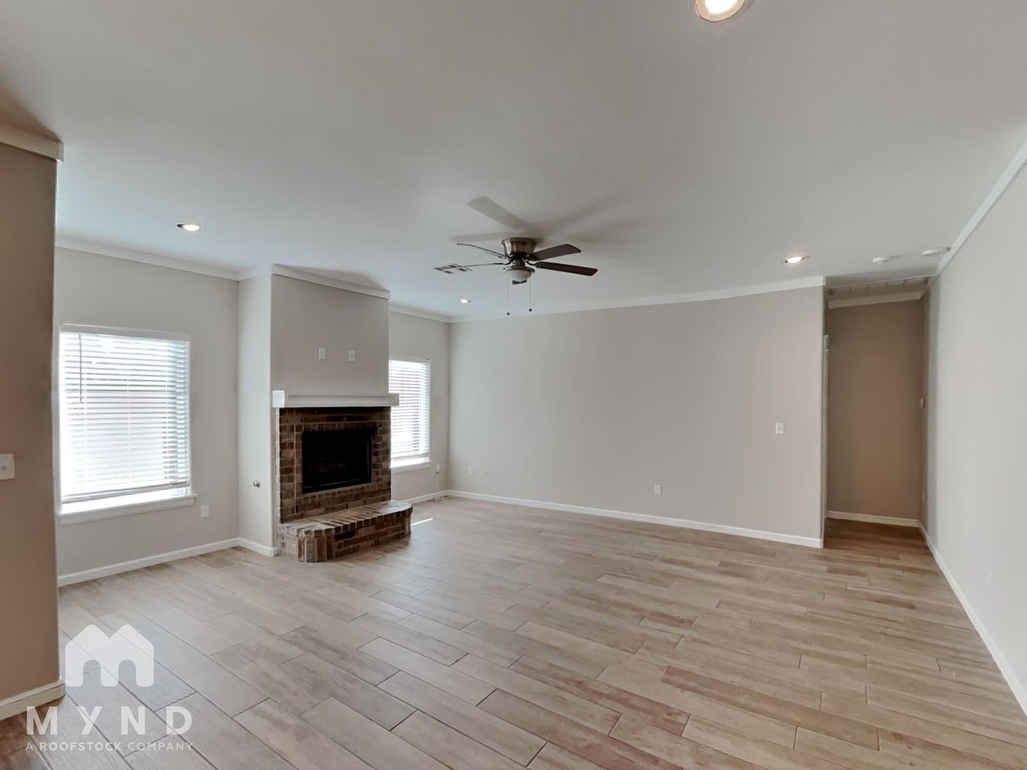 Building Photo - 12924 Firerock Cir