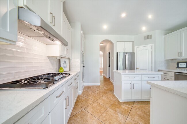 Building Photo - 5619 Riverstone Crossing Dr