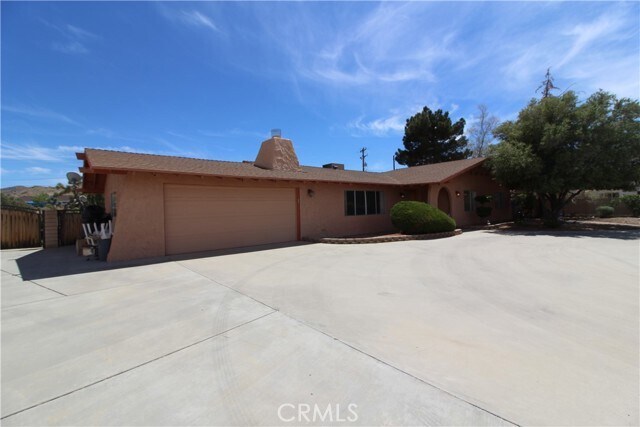 Building Photo - 57801 San Tropeze Dr