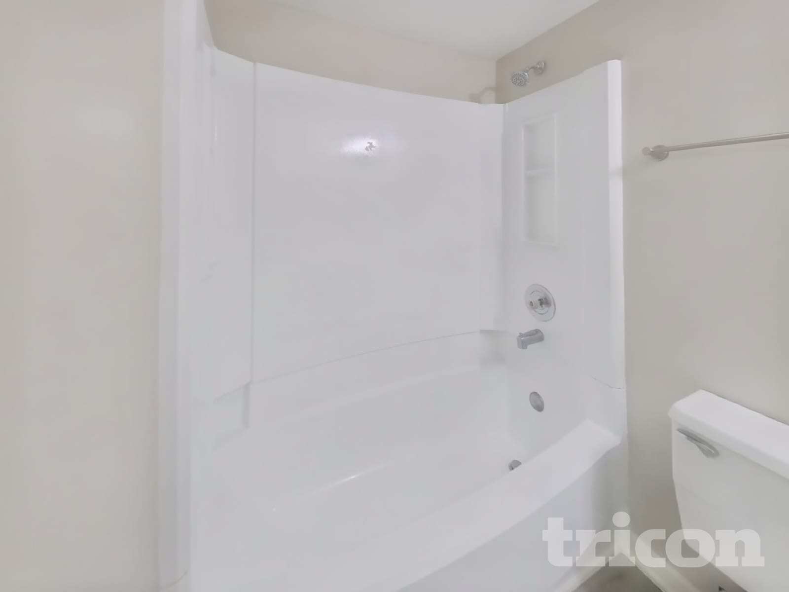 Building Photo - 3183 Bee St E