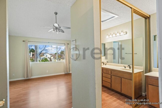 Building Photo - 4720 Touchstone Terrace