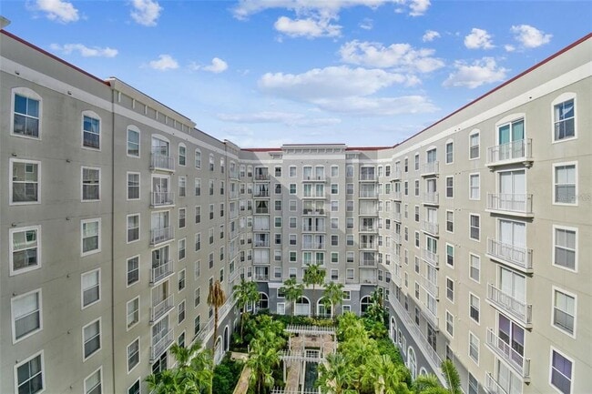 Building Photo - 700 S Harbour Island Blvd