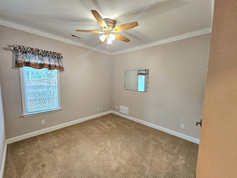 Building Photo - 261 Wrenwood Ct