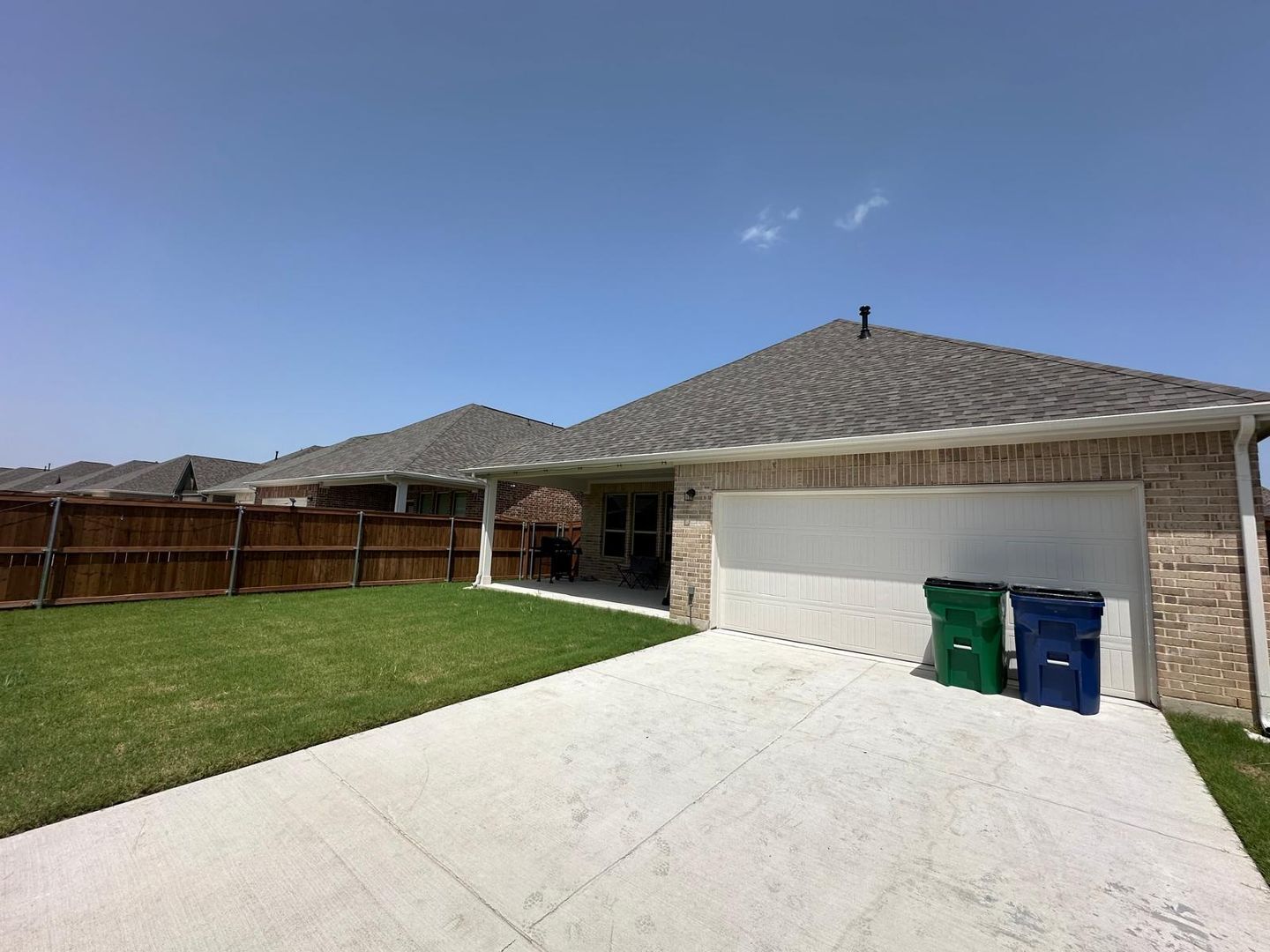 Building Photo - 2189 Glacier Dr