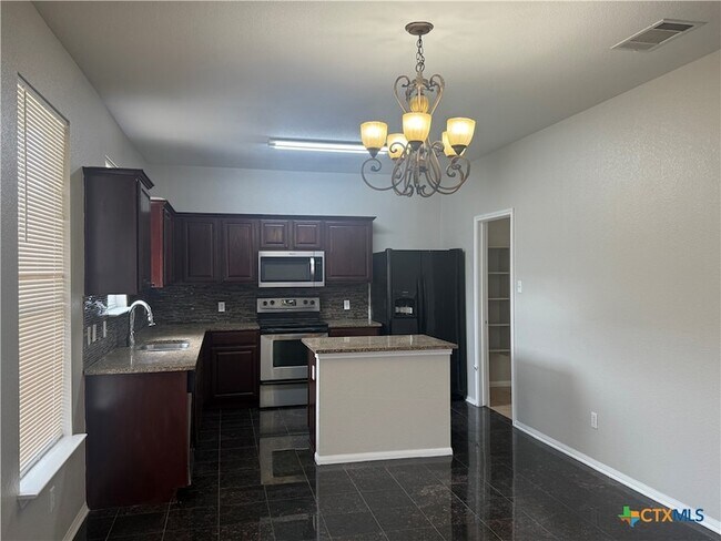 Building Photo - 502 Constellation Dr