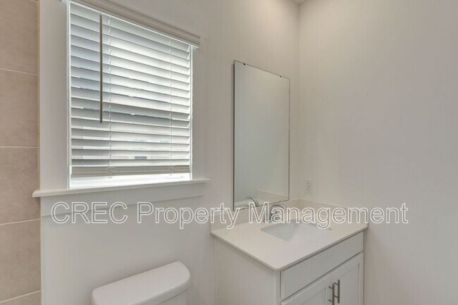 Building Photo - 101 Indigo Cvs Blvd