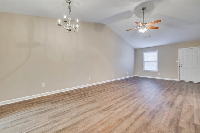 Building Photo - 1622 Emma St