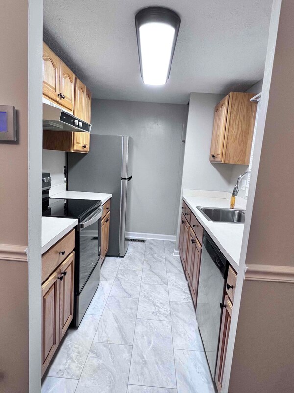 Building Photo - 8 Lineage Ct