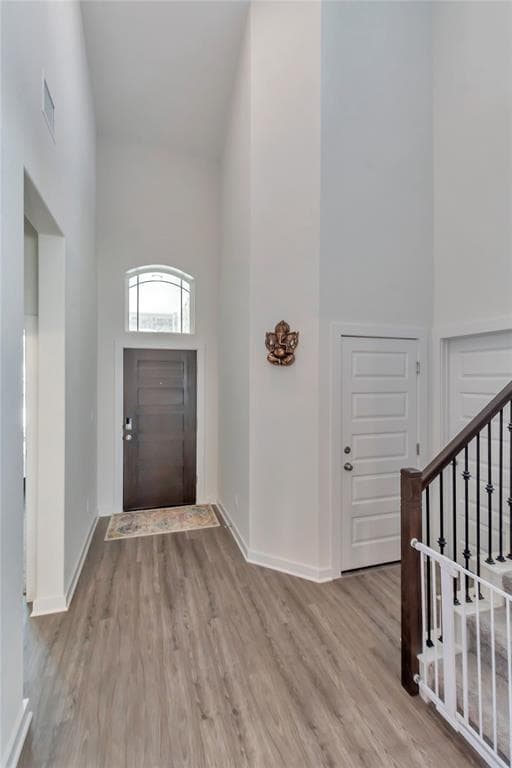 Building Photo - 563 Saturnia Dr