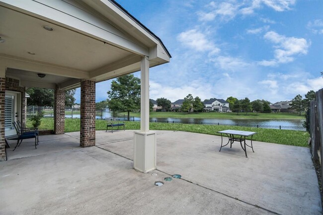 Building Photo - 2026 Arbor Cove