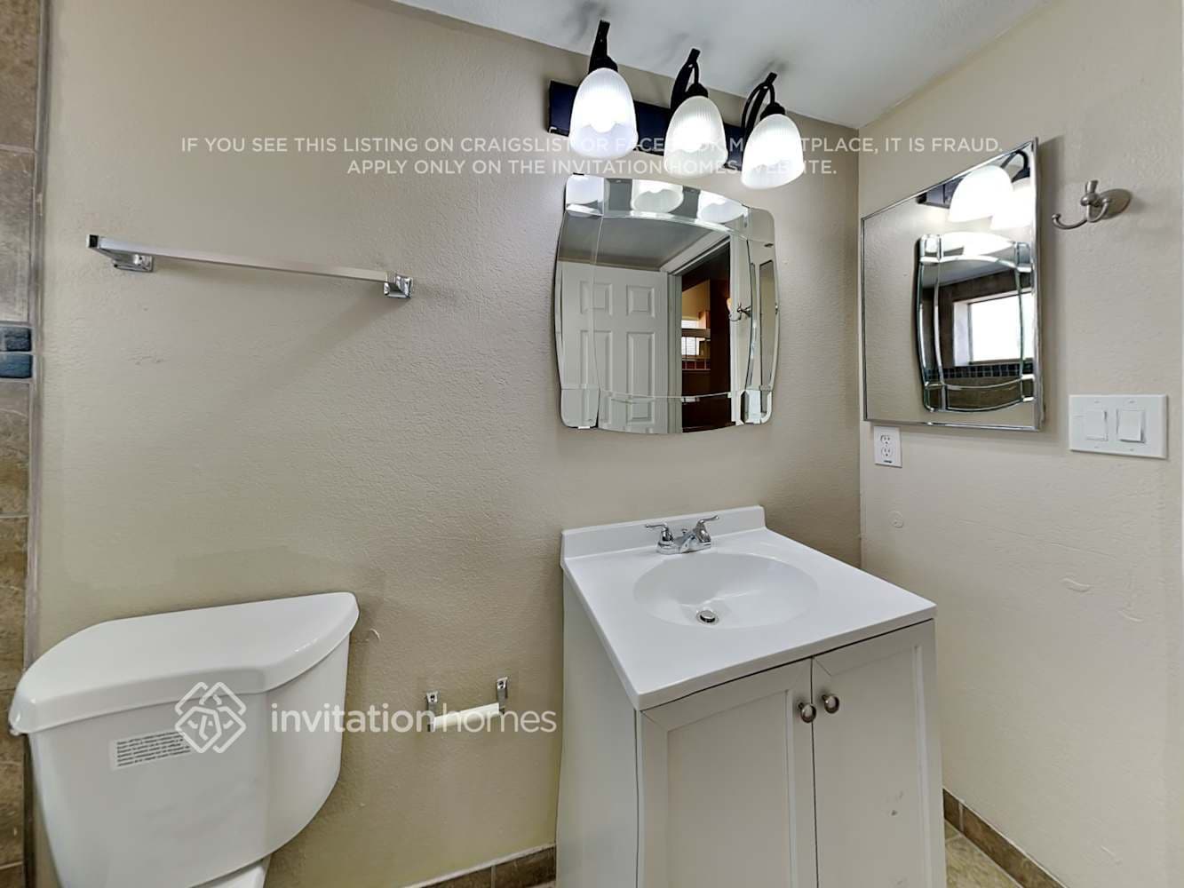 Building Photo - 6748 W Cinnabar Ave